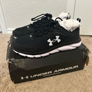 Under Armour Men's Charged Assert 9 Running Shoes